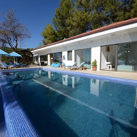 Islamlar House Kalkan